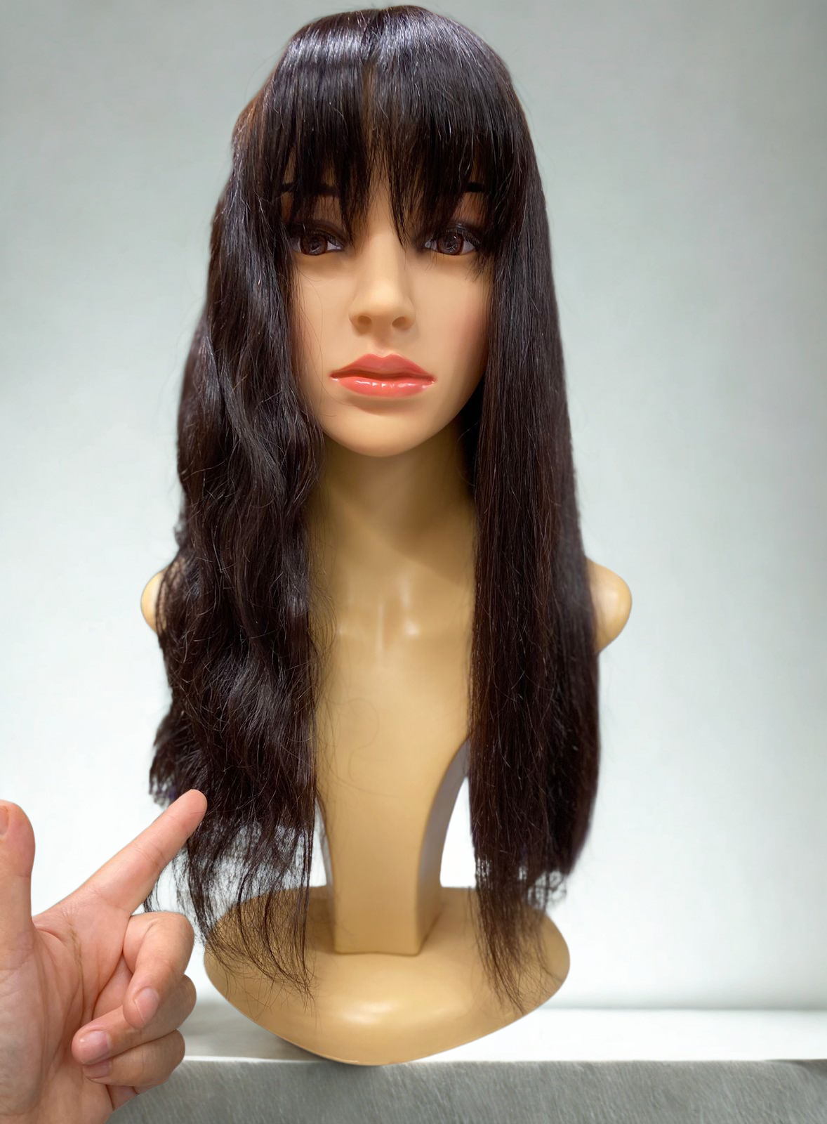 Peluca con copete brazilian